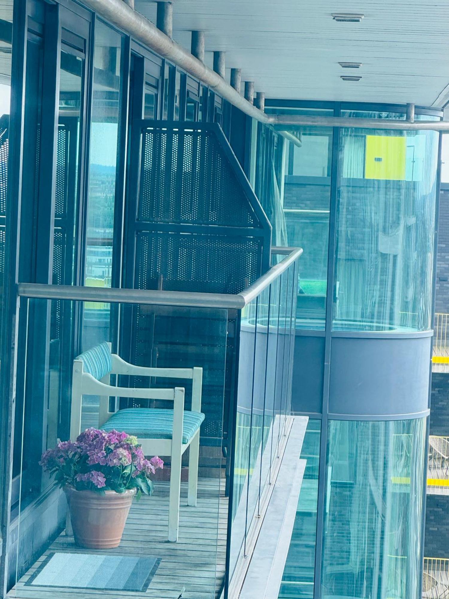 Modern 2Bed 2Bath Apartment Canary Wharf - Upto 5 Person London Eksteriør billede